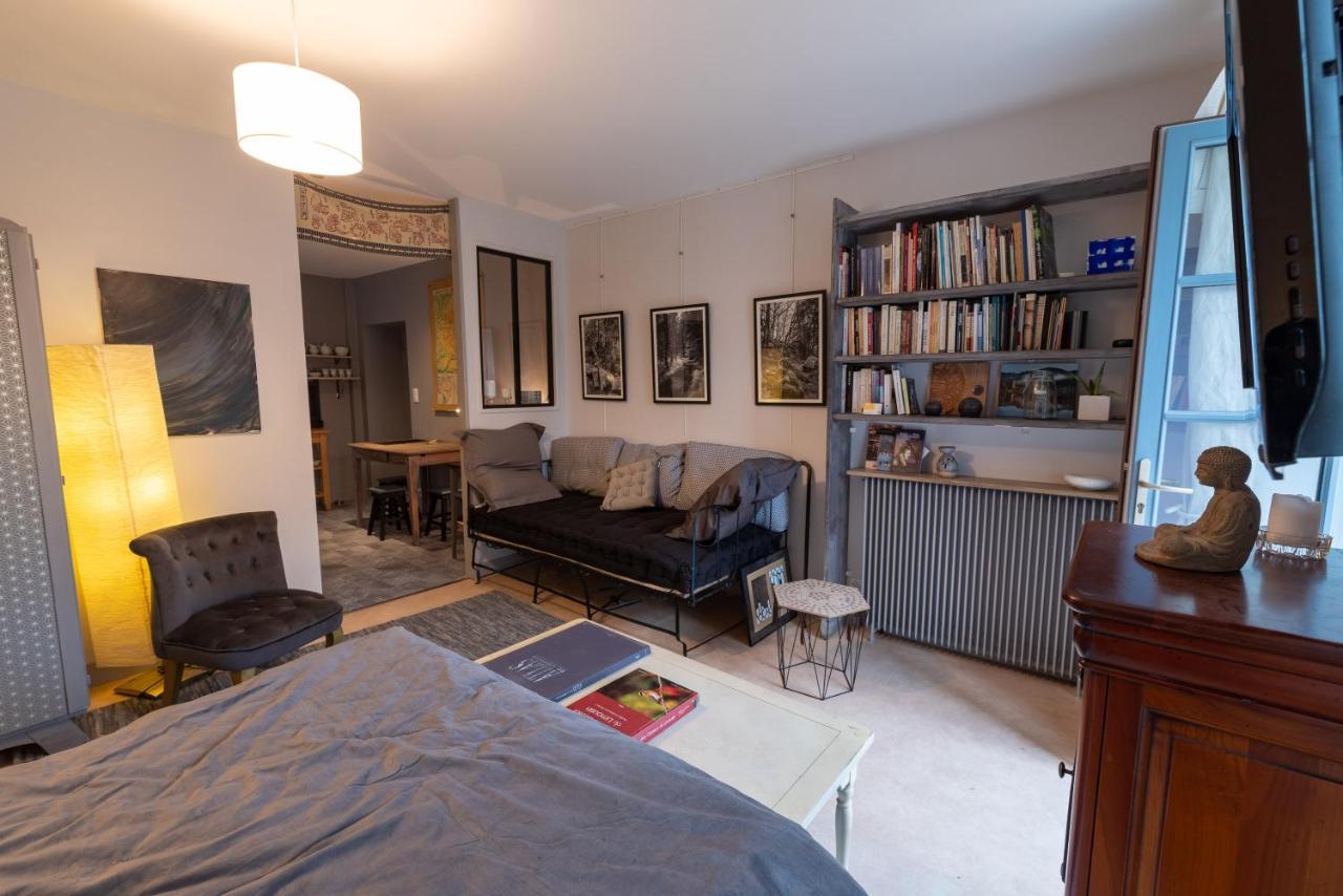 Chambre D Hote "Sous Le Clocher" Saint-Leonard-de-Noblat Exterior photo
